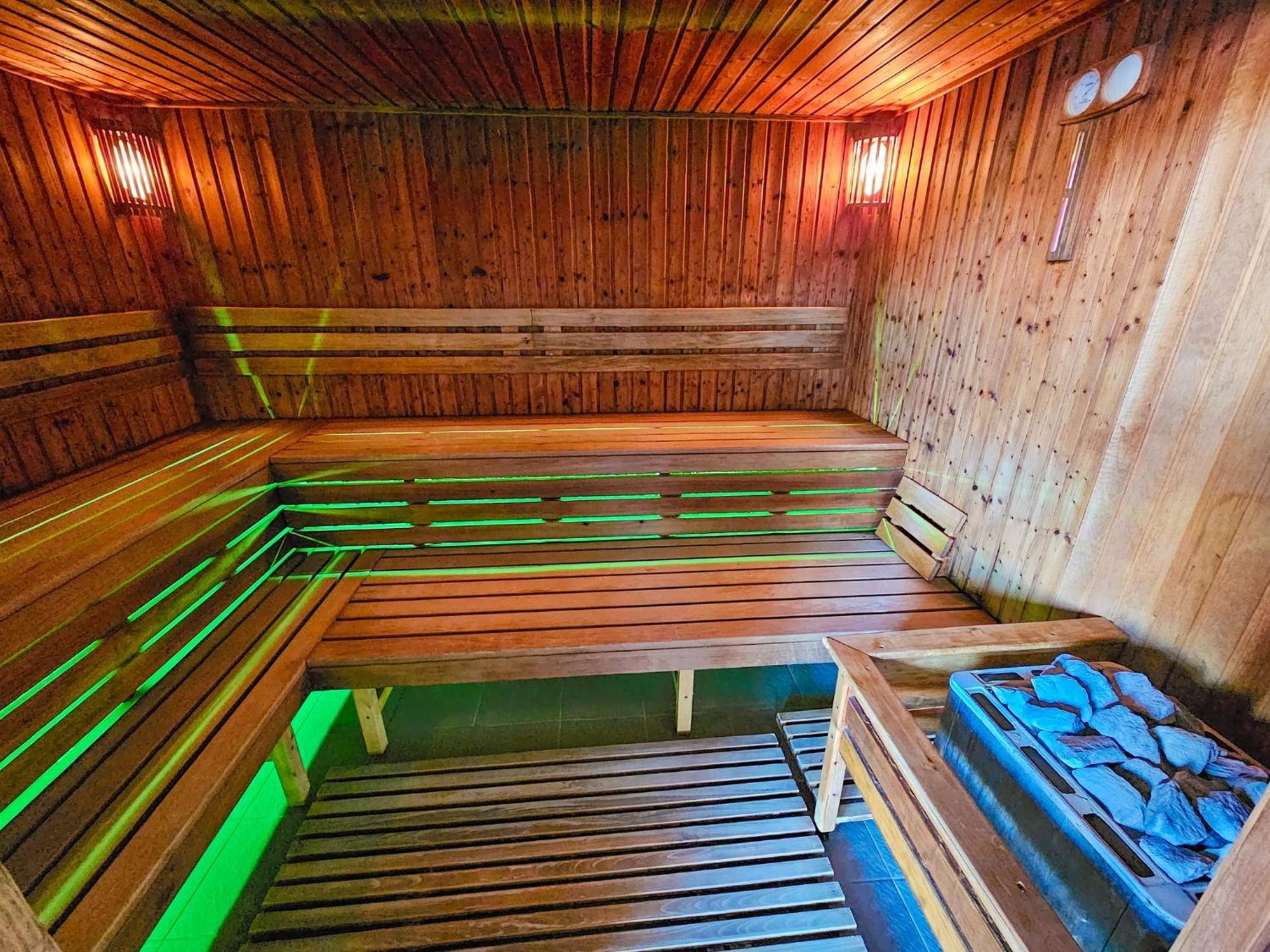 Apartament Harmonia Vendeghaz 100 Meterre Az Igali Gyogyfuerdotol Zewnętrze zdjęcie